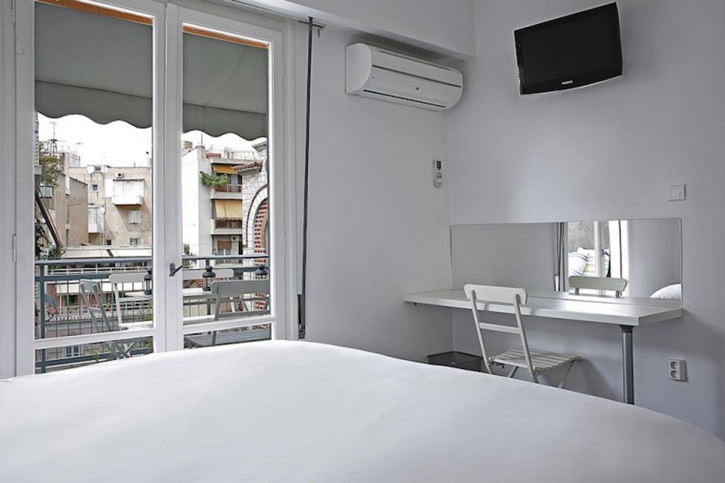 Acropolis Charming Apartment With Large Balcony - Dm17 アテネ エクステリア 写真