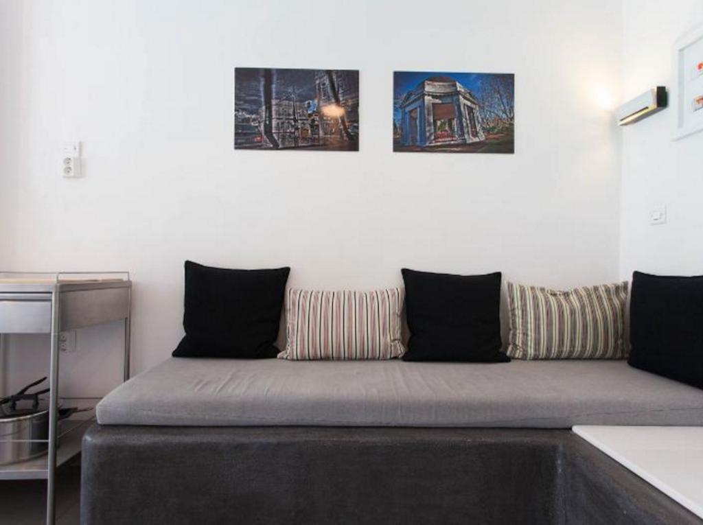 Acropolis Charming Apartment With Large Balcony - Dm17 アテネ エクステリア 写真